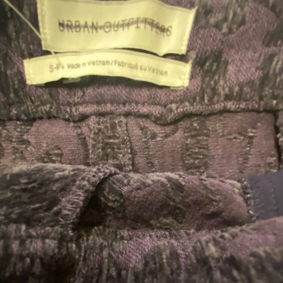 Urban Outfitter Joan Asymmetrical Mini Skirt - Picture 4 of 7